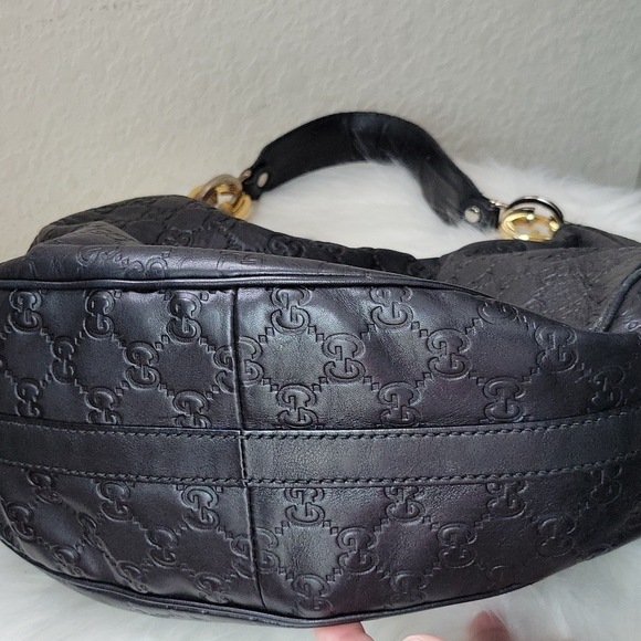 Authentic Gucci Double G handbag. Embossed leather - Picture 2 of 7